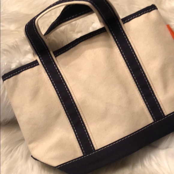 CB STATION SMALL TOTE BAG 6in Dept 13in Across - Picture 4 of 4